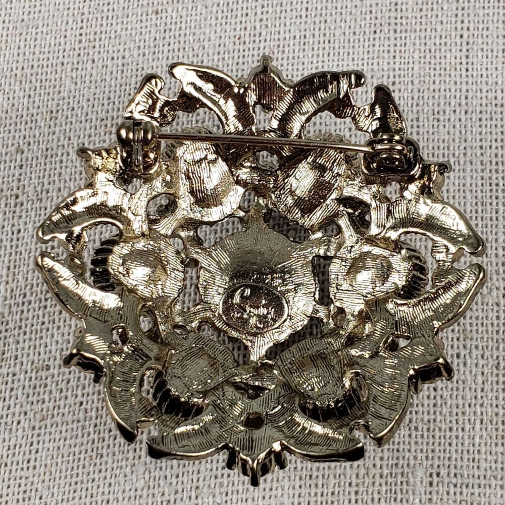 VTG Seqin Brand Dome Brooch Faceted Rhinestones Green Blue Gold Tone Open Work - Picture 14 of 16